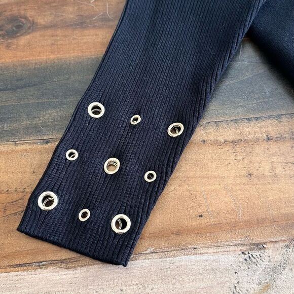 Chico’s Size 1 Grommet Detail Sweater Poncho - Picture 8 of 9